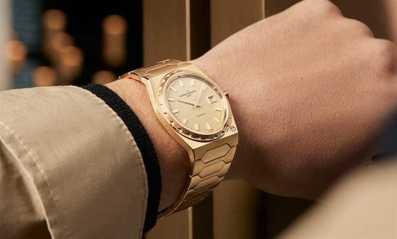 格調(diào)的代表:江詩丹頓Historiques 222 復(fù)古金潮之必要-復(fù)刻表