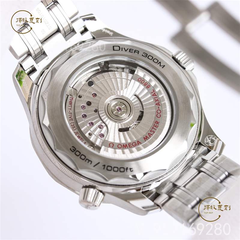 OR廠(chǎng)歐米茄海馬300綠盤(pán)復(fù)刻表新品上市,做工值得入手嗎-復(fù)刻表