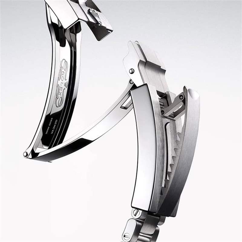 Glidelock延展系統將表扣內的蠔式折扣延展鏈節移除。 (Rolex) 2022勞力士Rolex Deepsea手表7項新革新勞力士隱藏款細節升級不加價-復刻表