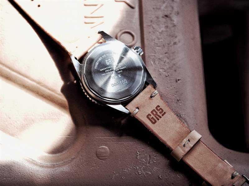 為重塑上世紀50年代的舊香港風情，GrowthRing & Supply更刻意將表面老化，使用俗稱「Tropical