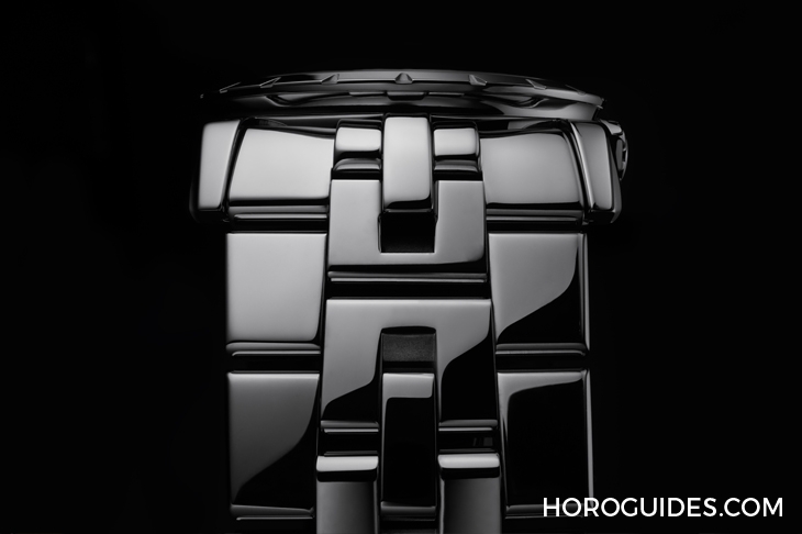 ROGER DUBUIS - 這款自動盤轉起來很迷幻！ Roger Dubuis攜手空山基推出Excalibur Sorayama Monobalancier腕表