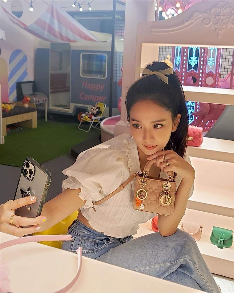 blackpink jisoo私服珠寶手表造型特搜！