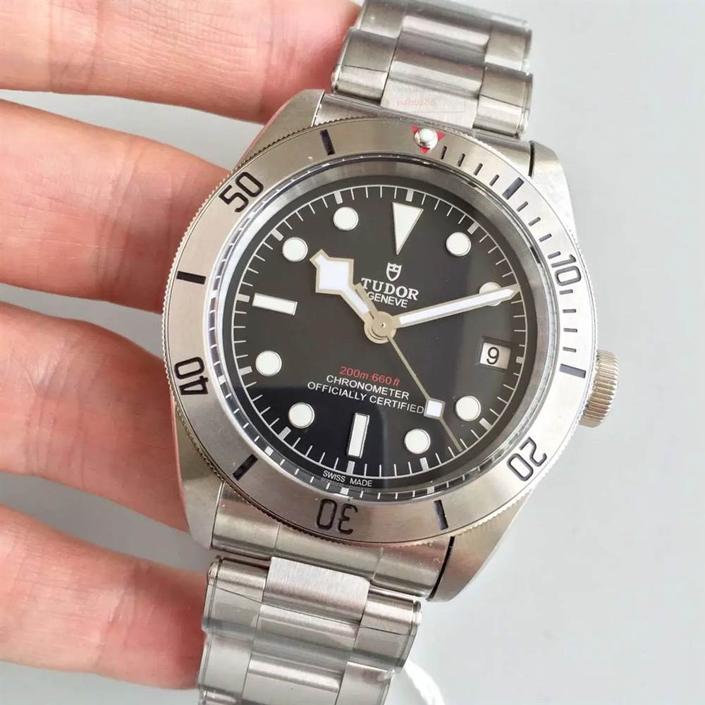 ZF帝舵碧灣系列M79730-0001腕表做工如何