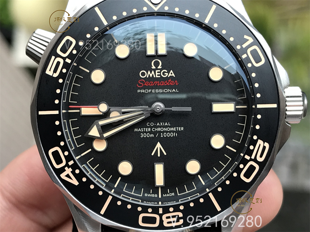 VS廠歐米茄海馬300龐德007無暇赴死深度評測,8806機芯怎么樣-復刻表