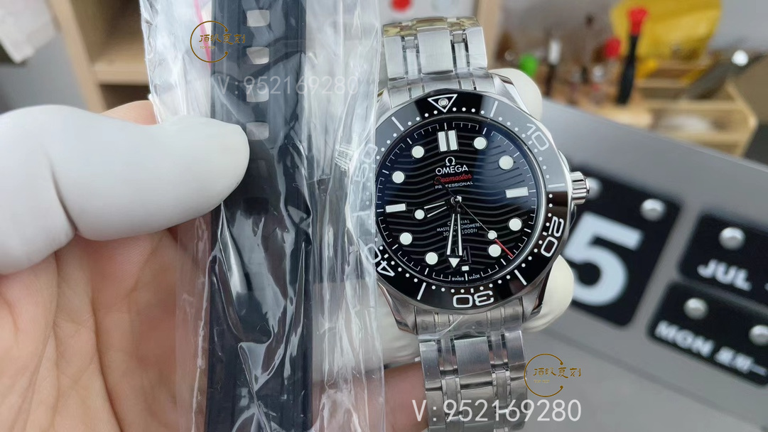 VS廠歐米茄海馬300復(fù)刻表深度測(cè)評(píng):工藝與細(xì)節(jié)的卓越展現(xiàn)-復(fù)刻表